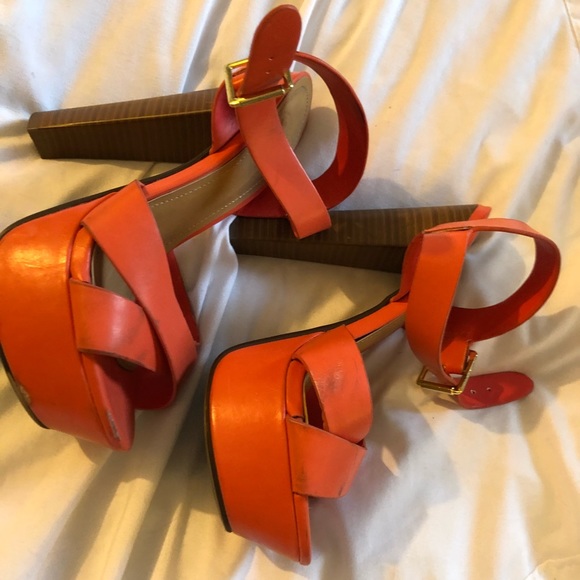 SEXY ORANGE PLATFORMS - Picture 2 of 4